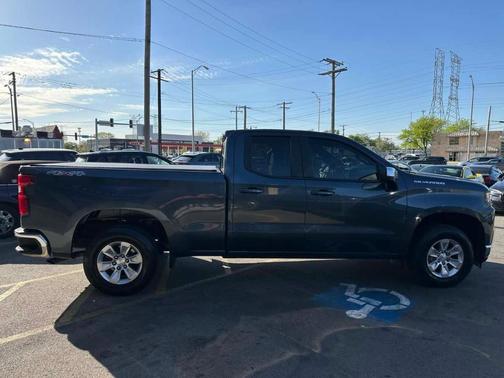 Shadow Gray Metallic 2020 Chevrolet Silverado 1500 LT