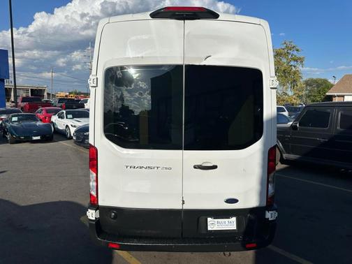 2020 Ford Transit-250 Base
