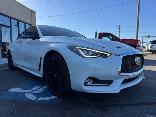 2019 INFINITI Q60 3.0t LUXE