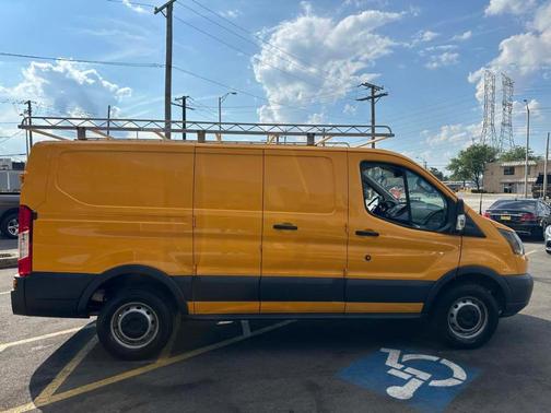 2017 Ford Transit-250 Base