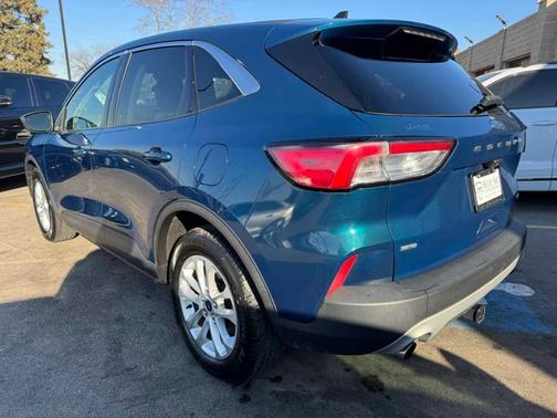 2020 Ford Escape SE