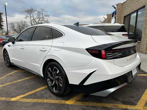 2024 Hyundai SONATA SEL