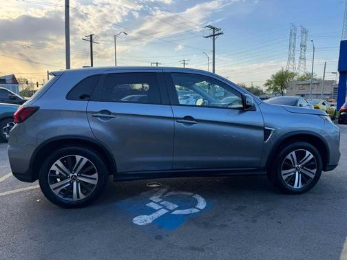 Mercury Gray Metallic 2021 Mitsubishi Outlander Sport 2.0 SE