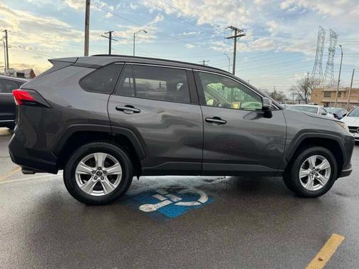 Magnetic Gray Metallic 2019 Toyota RAV4 XLE