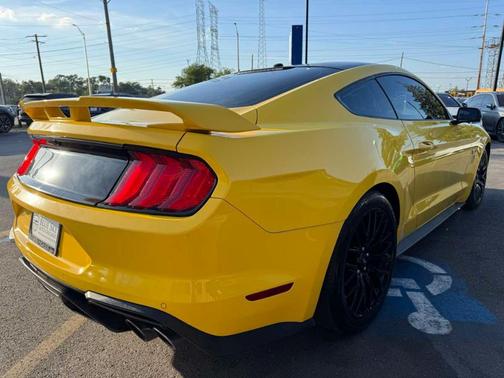 Triple Yellow Tri-Coat 2018 Ford Mustang GT Premium