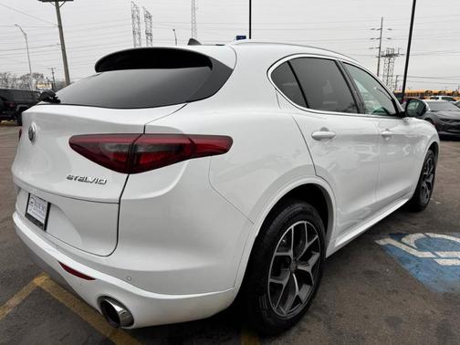 2021 Alfa Romeo Stelvio Ti