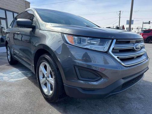 2017 Ford Edge SE