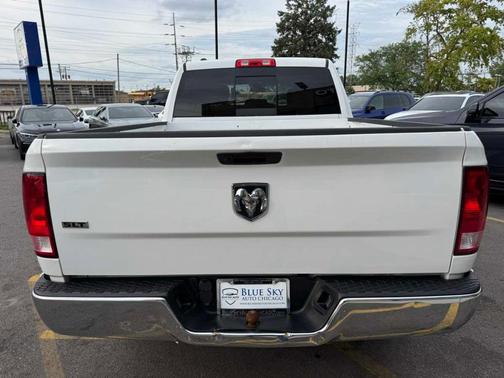 Bright White Clearcoat 2020 RAM 1500 Classic SLT