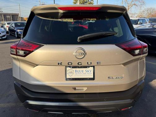 Champagne Silver 2023 Nissan Rogue SL
