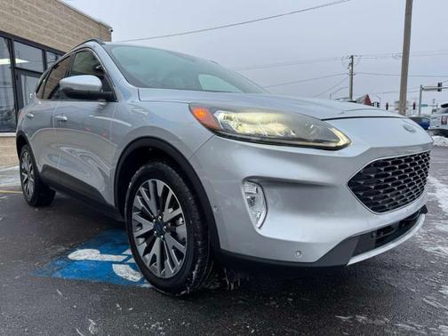 2020 Ford Escape Titanium