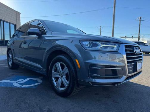 2017 Audi Q7 2.0T Premium Plus