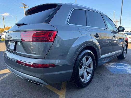2017 Audi Q7 2.0T Premium Plus