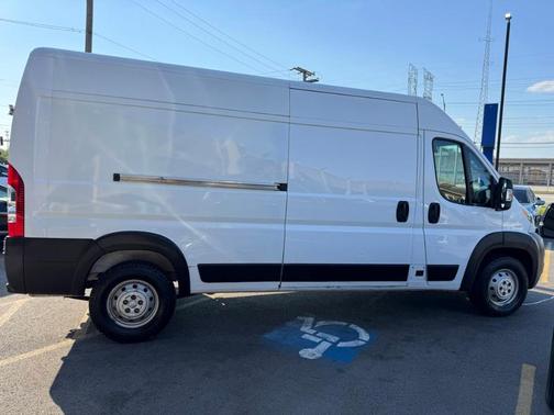 Bright White Clearcoat 2019 RAM ProMaster 2500 High Roof
