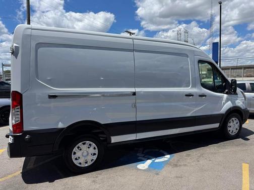 Oxford White 2019 Ford Transit-250 148 WB Medium Roof Cargo