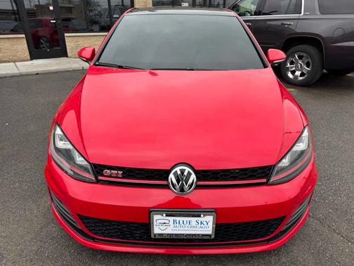 2017 Volkswagen Golf GTI SE 4-Door