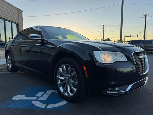 2018 Chrysler 300 Limited