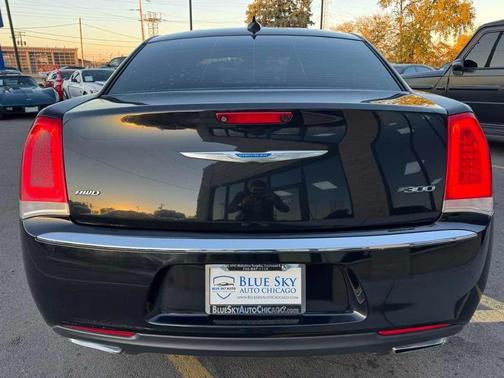2018 Chrysler 300 Limited