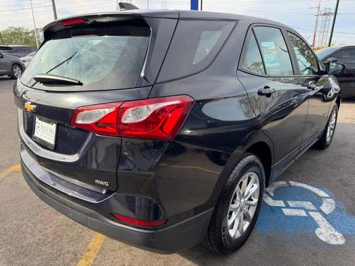 Midnight Blue Metallic 2020 Chevrolet Equinox LS