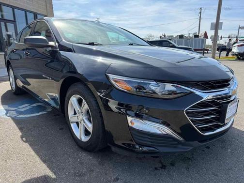 Mosaic Black Metallic 2020 Chevrolet Malibu 1LS