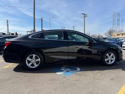Mosaic Black Metallic 2020 Chevrolet Malibu 1LS