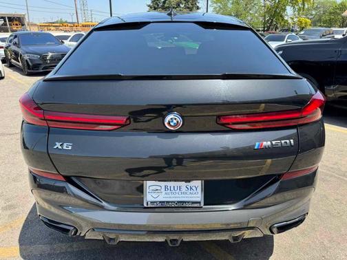 Black Sapphire Metallic 2023 BMW X6 M50i