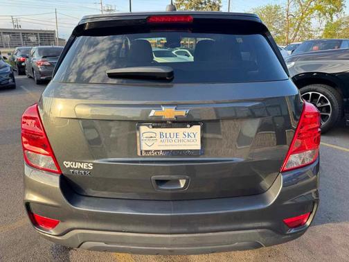 Nightfall Gray Metallic 2019 Chevrolet Trax LS
