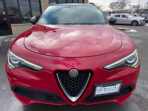 2018 Alfa Romeo Stelvio Sport