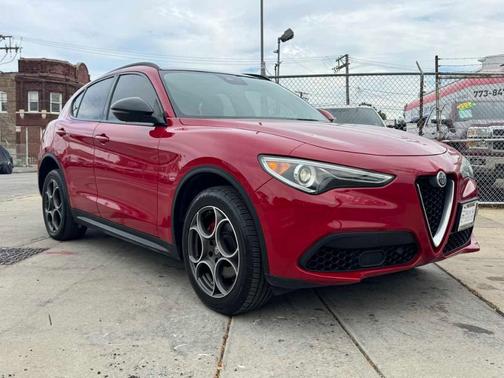 2018 Alfa Romeo Stelvio Sport