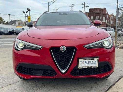 2018 Alfa Romeo Stelvio Sport