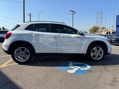 2019 Mercedes-Benz GLA 250 Base 4MATIC
