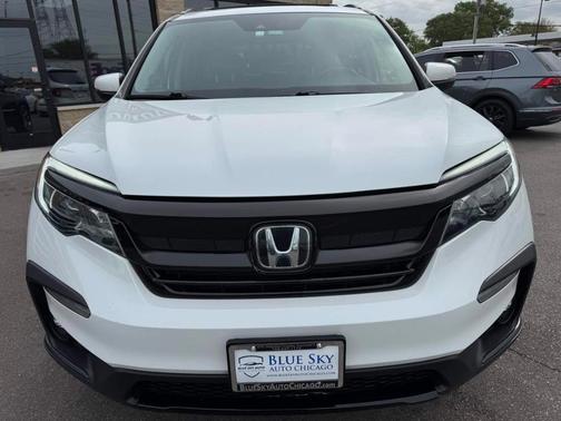 Platinum White Pearl 2021 Honda Pilot Special Edition
