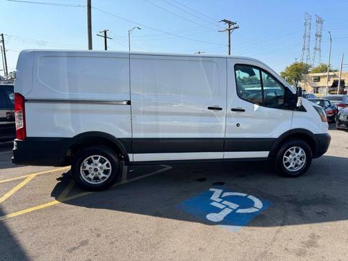 2016 Ford Transit-250 Base