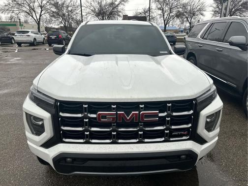 2025 GMC Canyon AT4