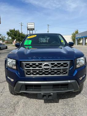 2022 Nissan Frontier SV