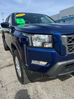 2022 Nissan Frontier SV