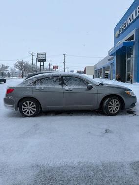 2013 Chrysler 200 Touring