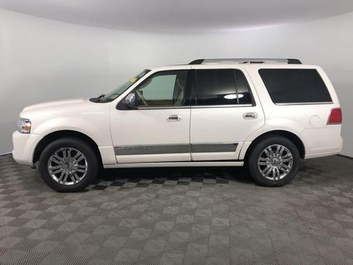 2010 Lincoln Navigator Base
