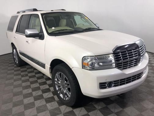 2010 Lincoln Navigator Base