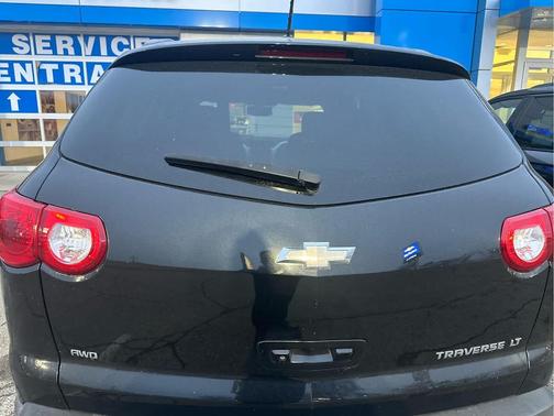 2011 Chevrolet Traverse LT