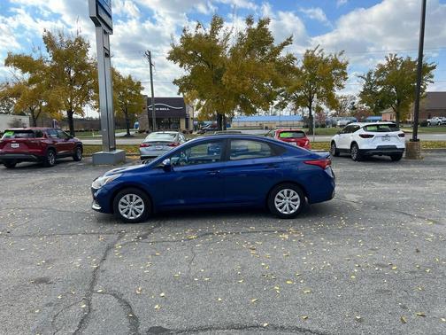 2019 Hyundai Accent SE