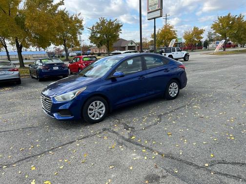 2019 Hyundai Accent SE