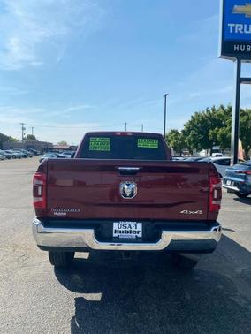 2022 RAM 2500 Laramie Crew Cab 4x4 6'4' Box