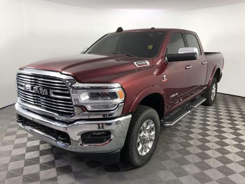 2022 RAM 2500 Laramie Crew Cab 4x4 6'4' Box