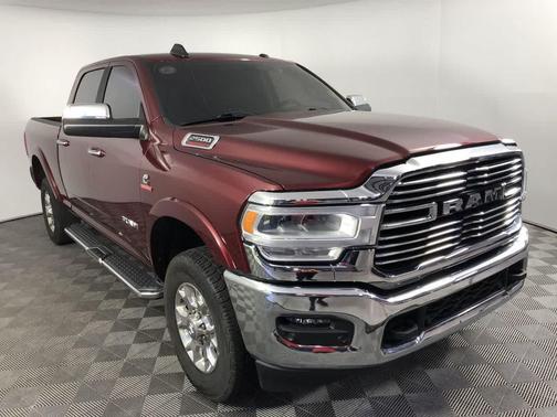 2022 RAM 2500 Laramie Crew Cab 4x4 6'4' Box