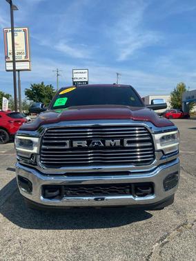 2022 RAM 2500 Laramie Crew Cab 4x4 6'4' Box