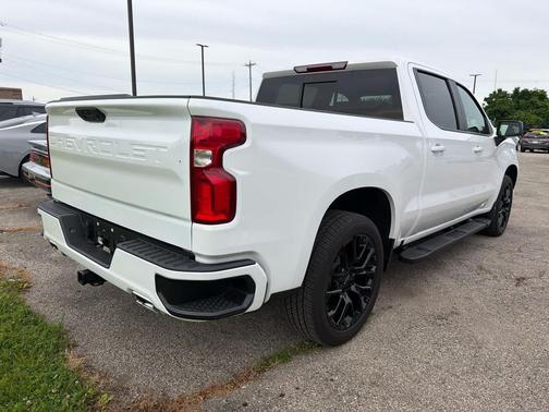 Summit White 2025 Chevrolet Silverado 1500 RST