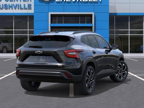 Mosaic Black Metallic 2026 Chevrolet Trax FWD 2RS