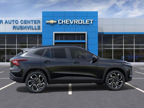 Mosaic Black Metallic 2026 Chevrolet Trax FWD 2RS