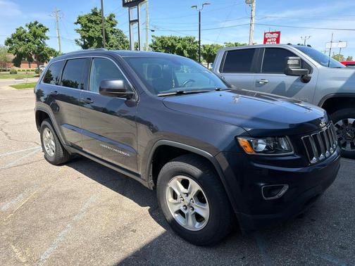 Maximum Steel Metallic Clearcoat 2016 Jeep Grand Cherokee Laredo