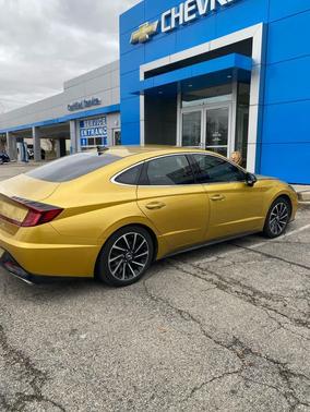 2020 Hyundai SONATA SEL Plus